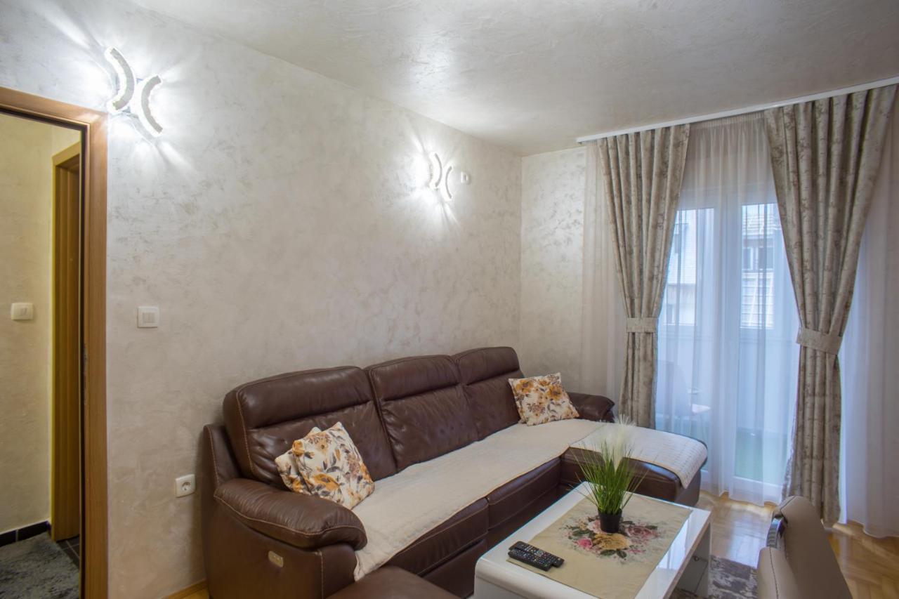 Lux Deluxe Apartment Жабляк Экстерьер фото